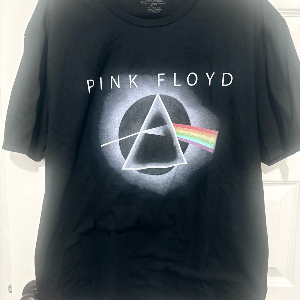 NWT Pink Floyd Black Graphic T-Shirt Size XL